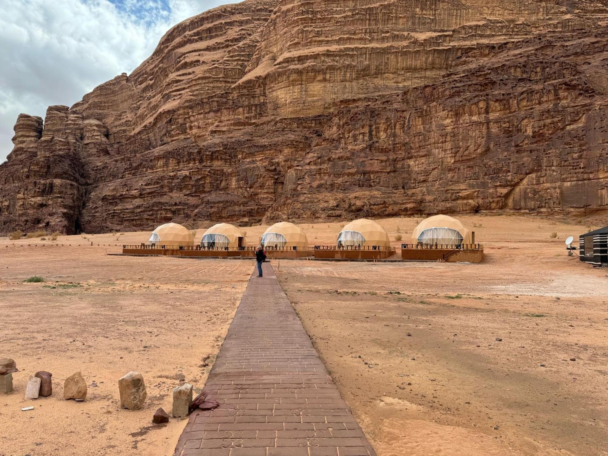 Sunrise Luxury Camp Hotel Wadi Rum Exterior photo
