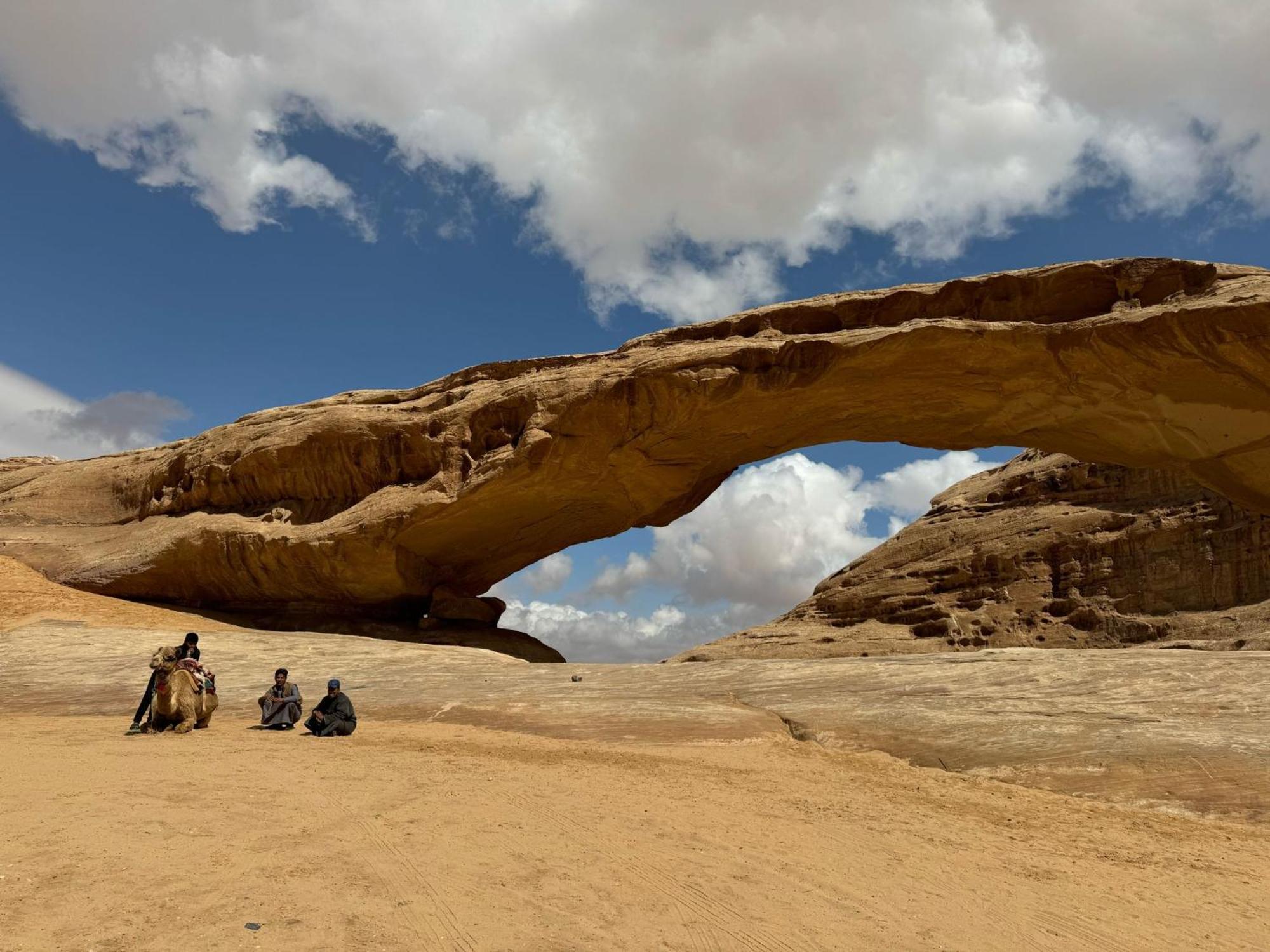 Sunrise Luxury Camp Hotel Wadi Rum Exterior photo