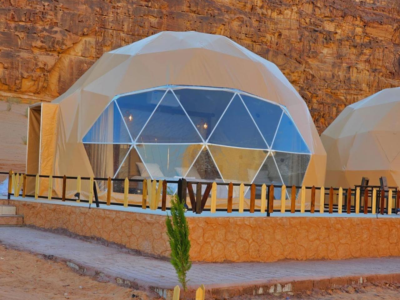 Sunrise Luxury Camp Hotel Wadi Rum Exterior photo
