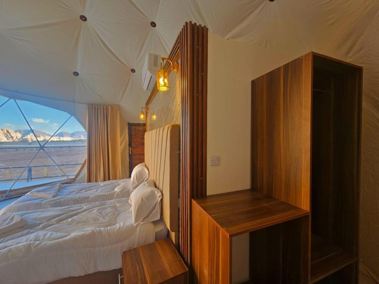 Sunrise Luxury Camp Hotel Wadi Rum Exterior photo