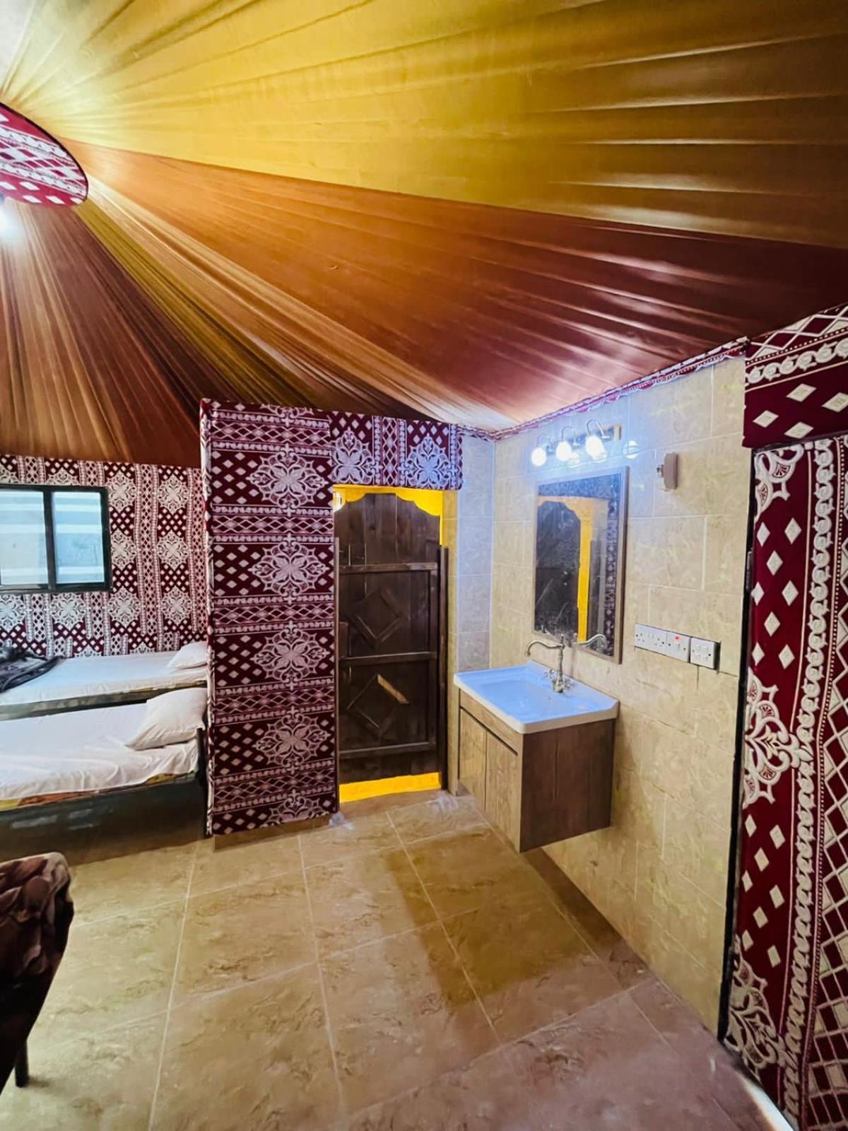 Sunrise Luxury Camp Hotel Wadi Rum Exterior photo