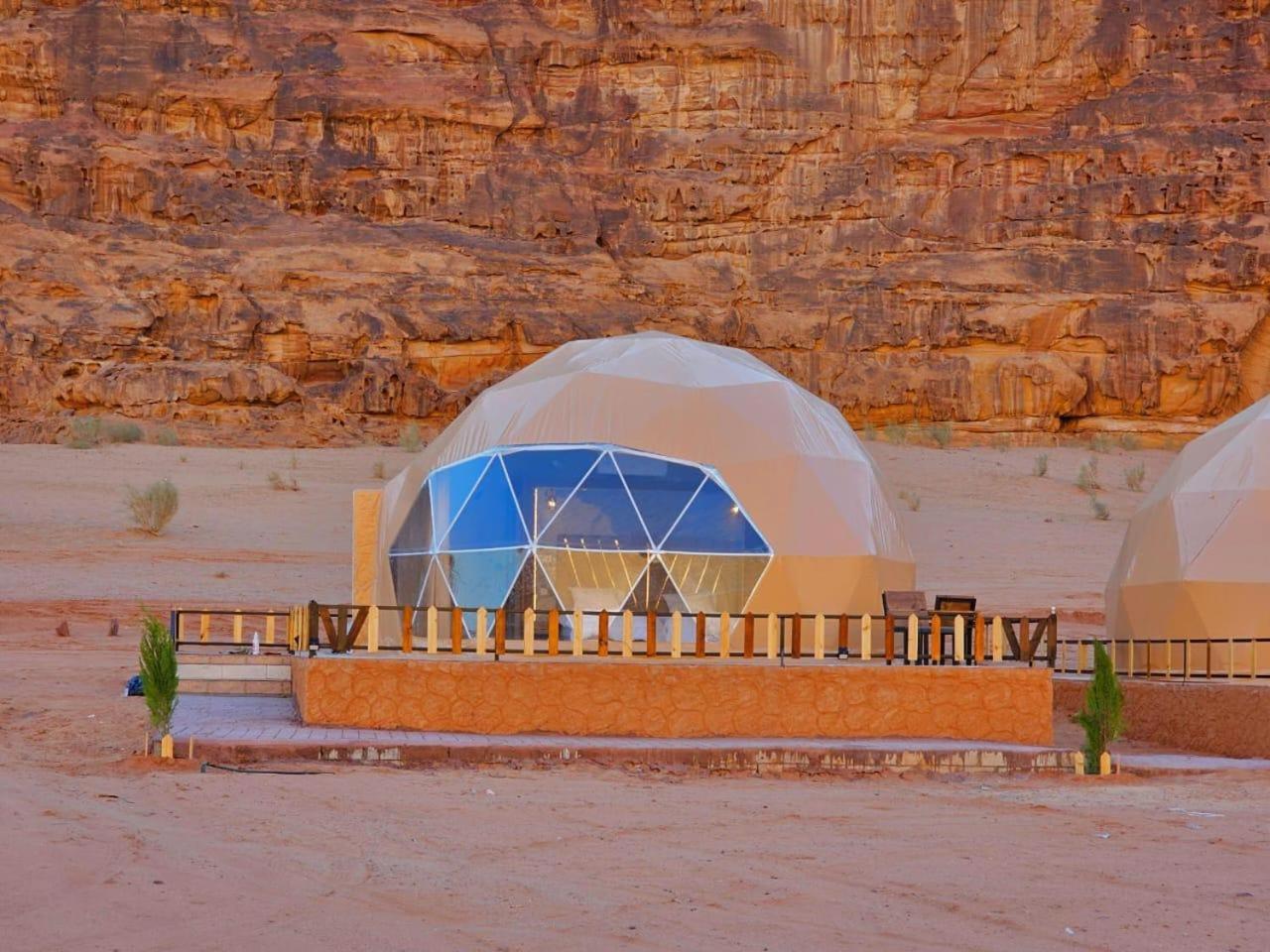 Sunrise Luxury Camp Hotel Wadi Rum Exterior photo